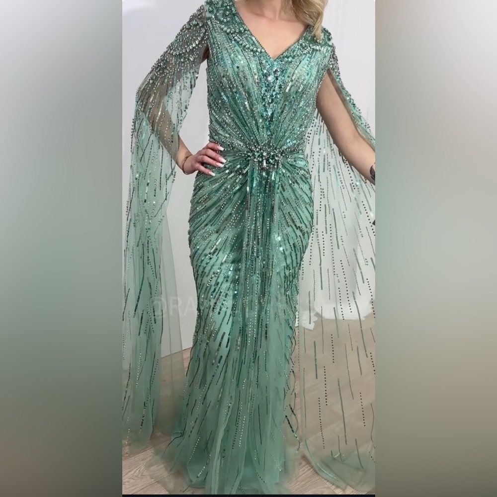 Beautiful embellished rhinestones sequins long prom formal evening dress/ gown